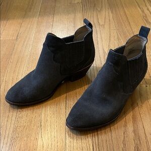 Grey Suede GH Bass Ankle Boots